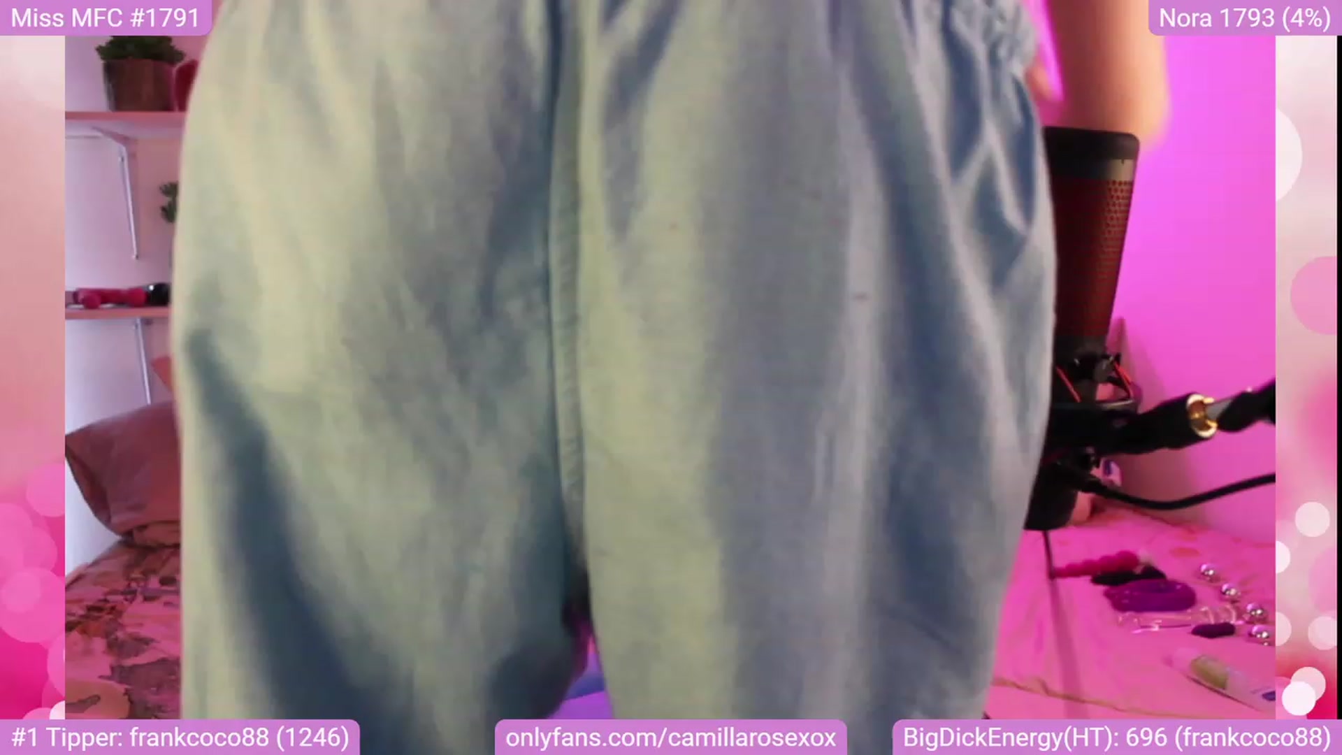 Gallery image thumbnail from CamillaRoseXo's myfreecams stream on, 01/15/2023, 16:11 image 10 of 20