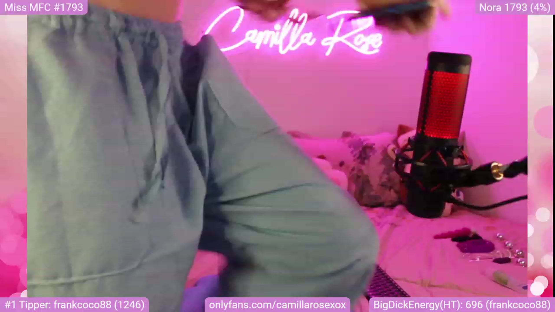Gallery image thumbnail from CamillaRoseXo's myfreecams stream on, 01/15/2023, 16:11 image 13 of 20