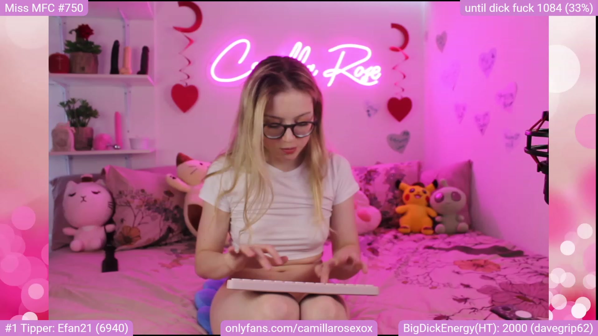 Gallery image thumbnail from CamillaRoseXo's myfreecams stream on, 02/12/2023, 16:39 image 14 of 20