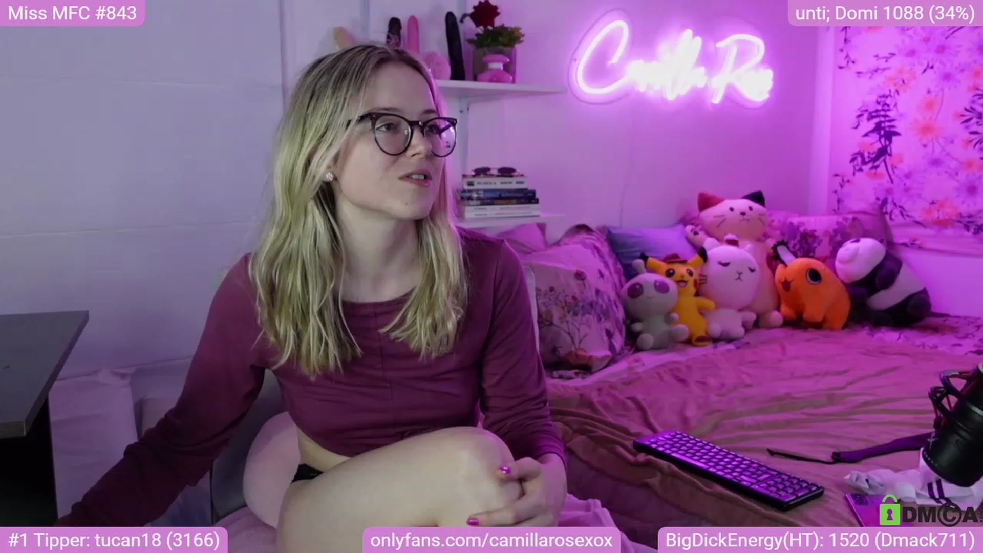 Gallery image thumbnail from CamillaRoseXo's myfreecams stream on, 05/29/2023, 07:51 image 15 of 20
