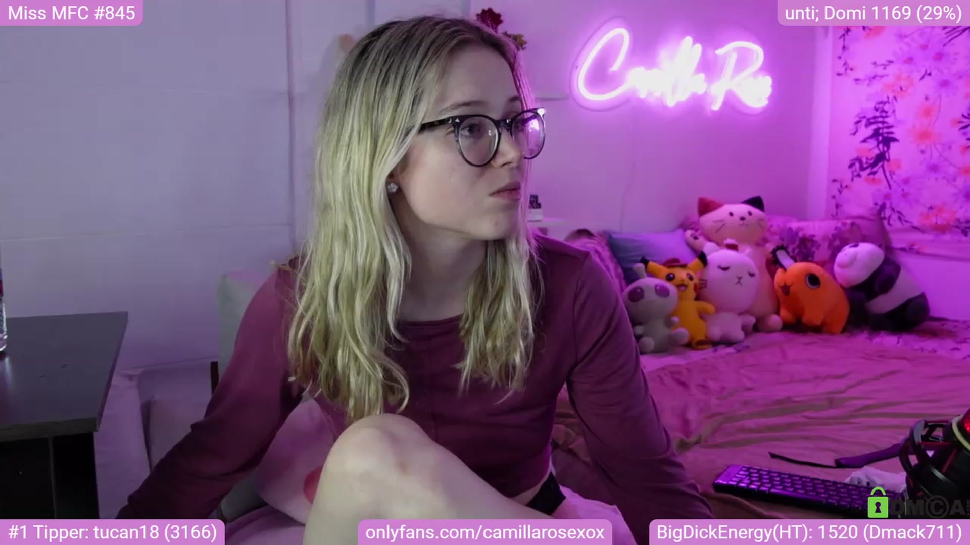 Gallery image thumbnail from CamillaRoseXo's myfreecams stream on, 05/29/2023, 07:51 image 8 of 20