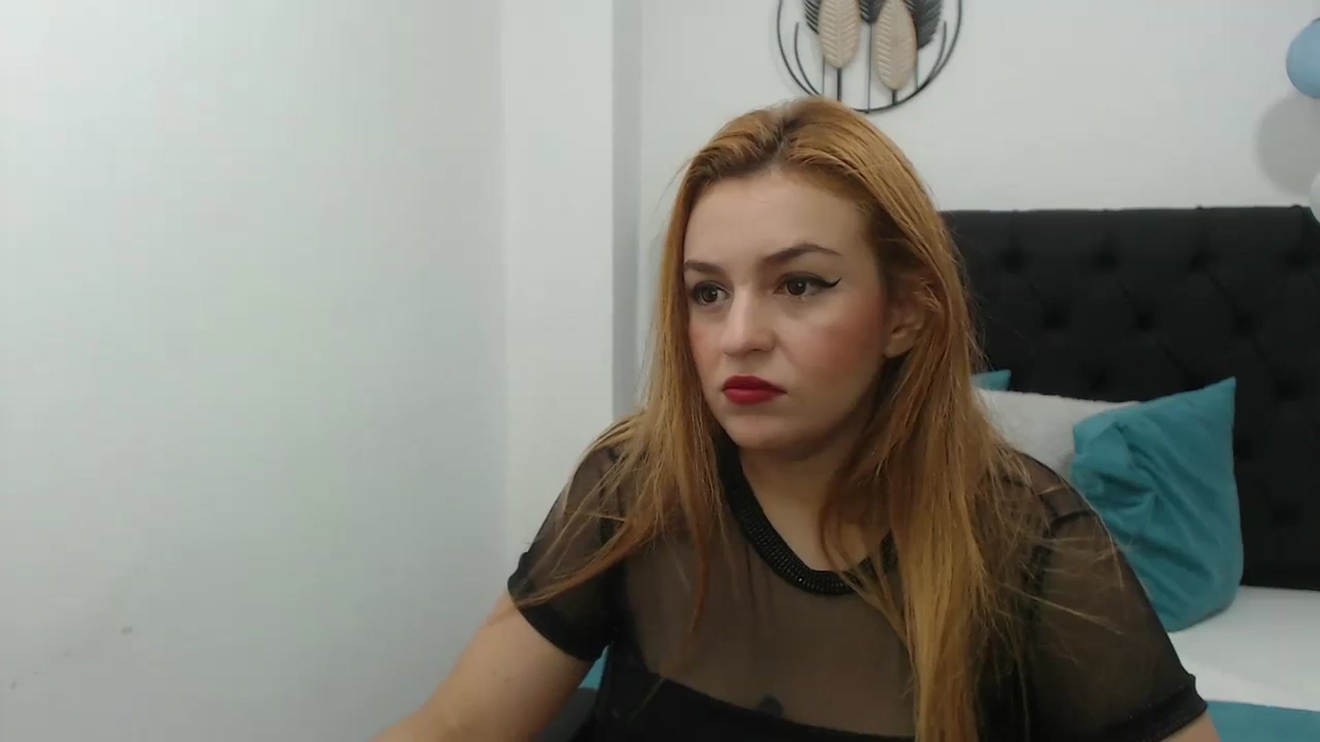 Gallery image thumbnail from CamilleDucan's myfreecams stream on, 02/08/2024, 14:21 image 2 of 20