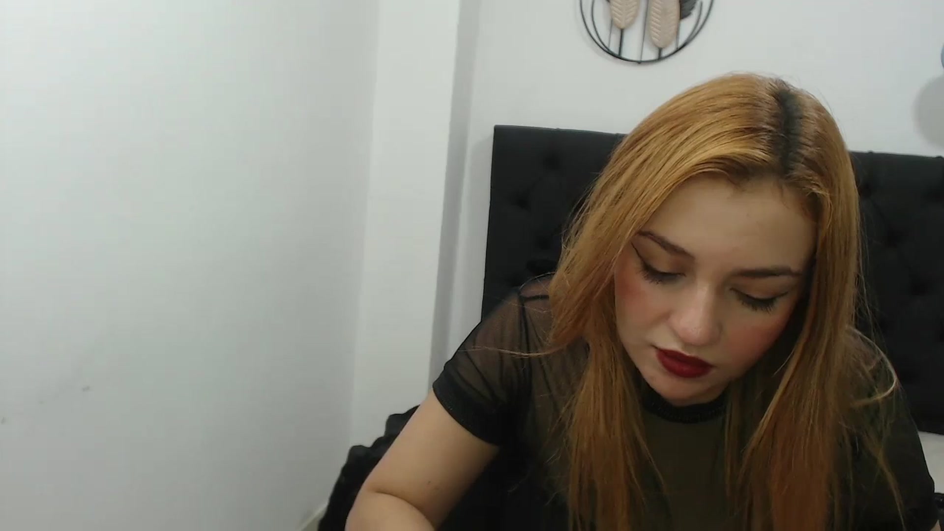 Gallery image thumbnail from CamilleDucan's myfreecams stream on, 02/15/2024, 14:39 image 15 of 20