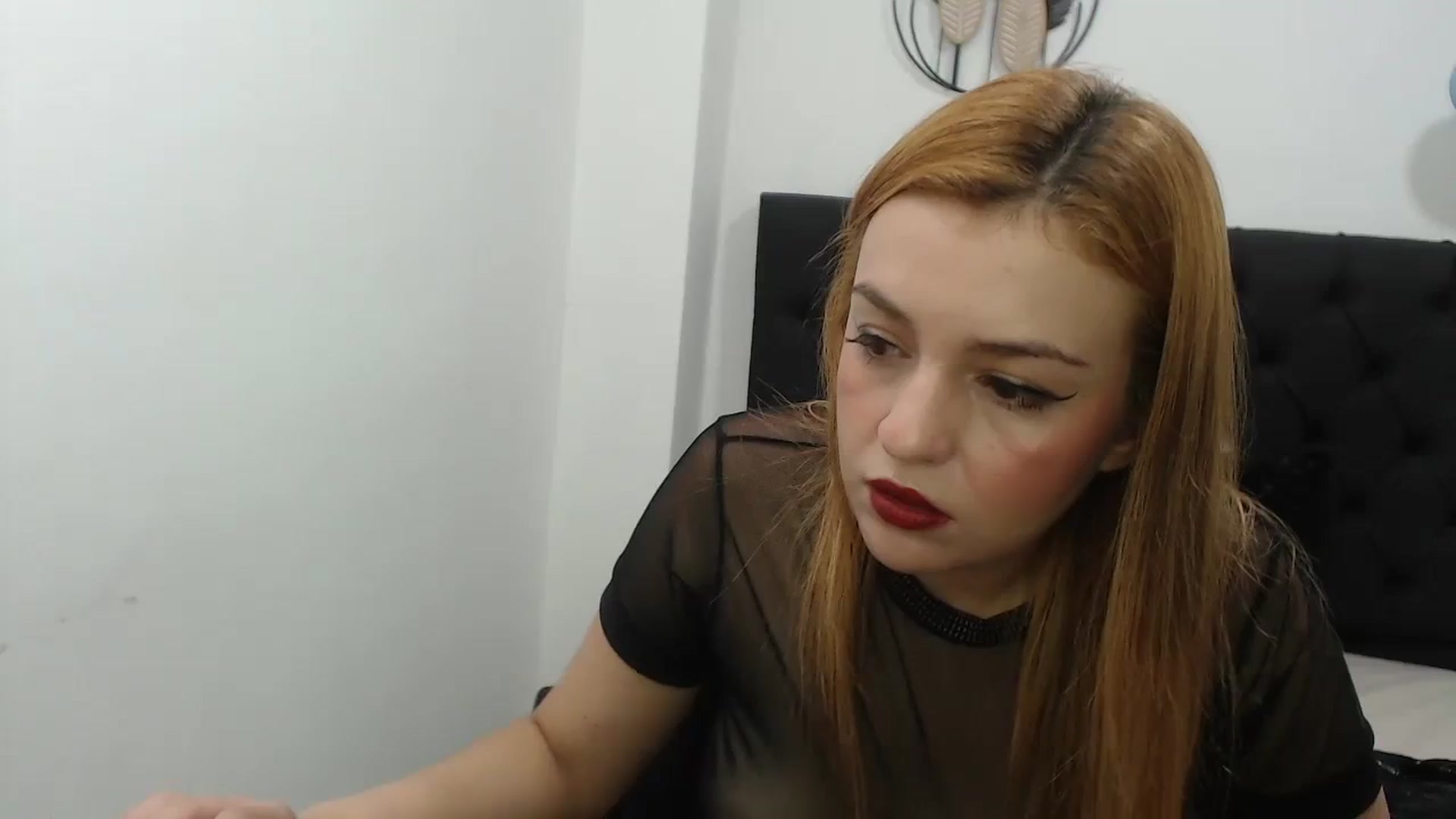 Gallery image thumbnail from CamilleDucan's myfreecams stream on, 02/15/2024, 14:39 image 1 of 20