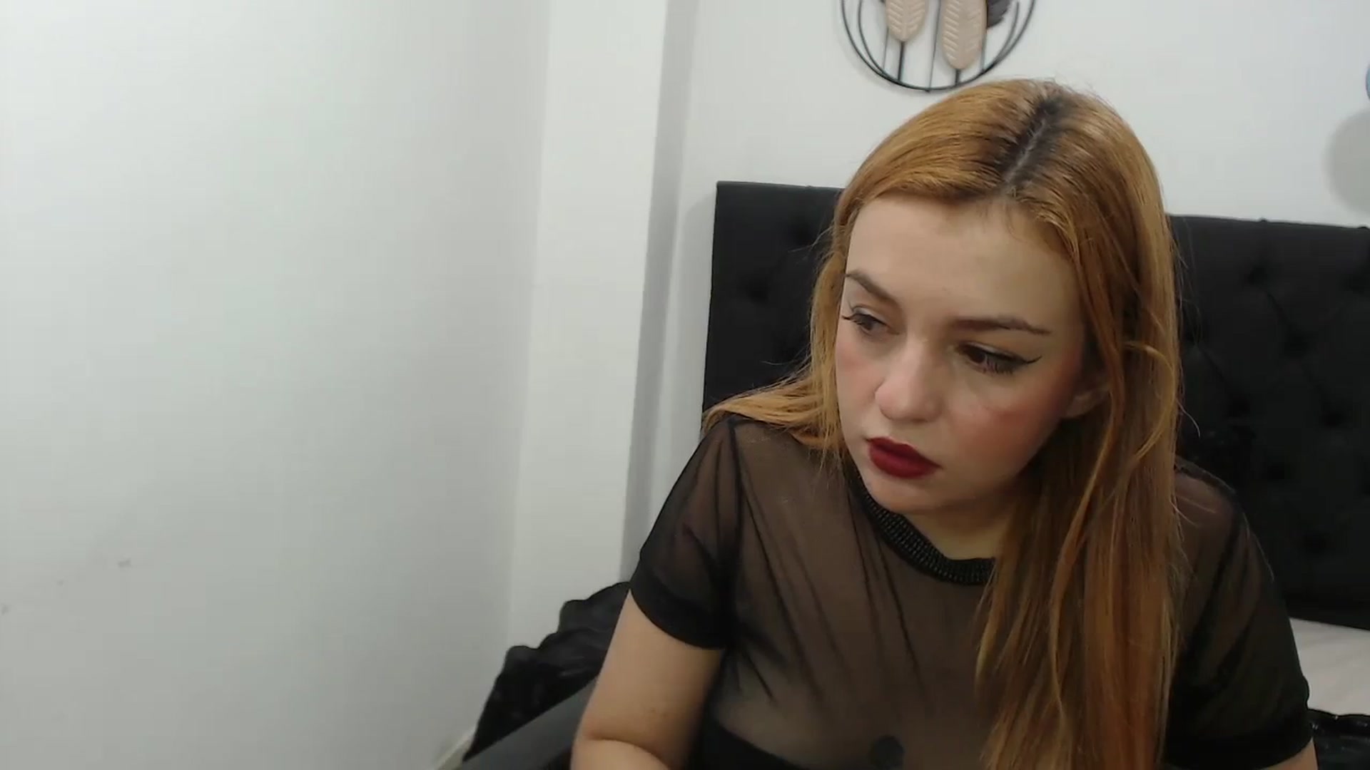 Gallery image thumbnail from CamilleDucan's myfreecams stream on, 02/15/2024, 14:39 image 6 of 20
