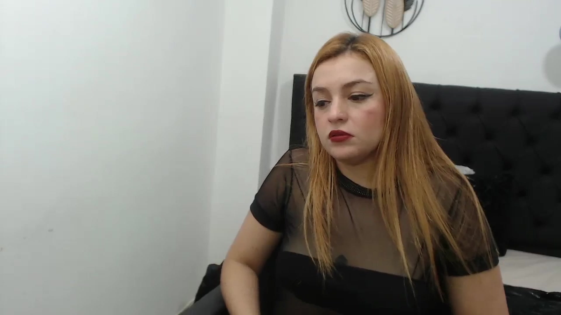 Gallery image thumbnail from CamilleDucan's myfreecams stream on, 02/15/2024, 14:39 image 10 of 20