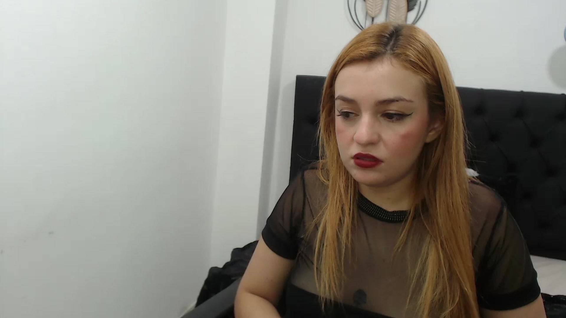Gallery image thumbnail from CamilleDucan's myfreecams stream on, 02/15/2024, 14:39 image 11 of 20