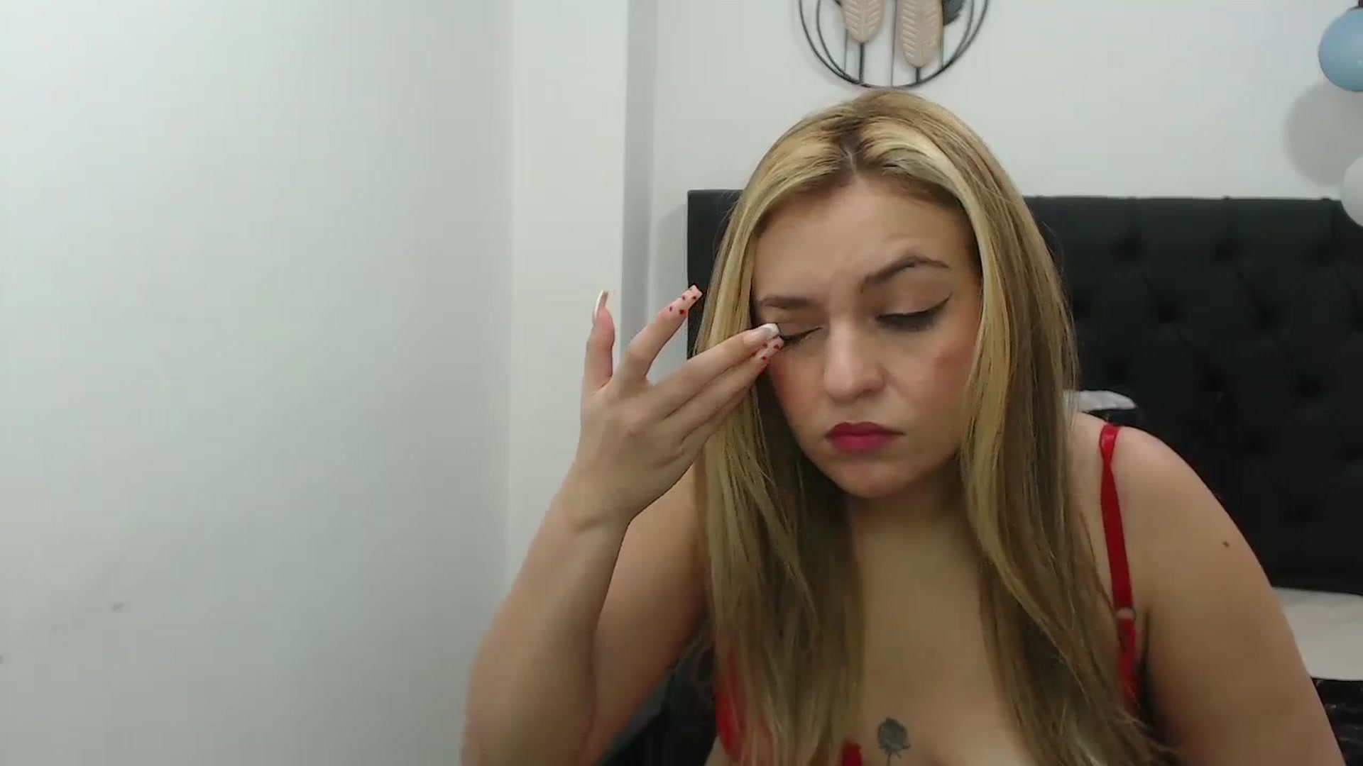 Gallery image thumbnail from CamilleDucan's myfreecams stream on, 02/17/2024, 15:34 image 20 of 20