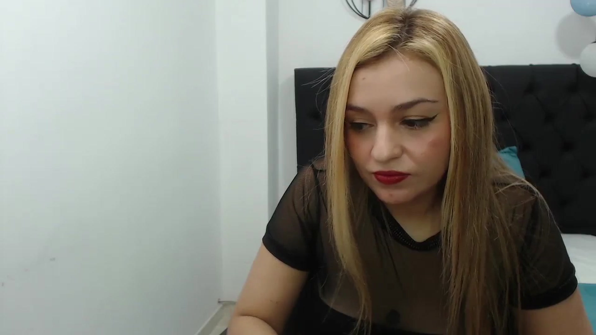 Gallery image thumbnail from CamilleDucan's myfreecams stream on, 02/22/2024, 13:55 image 9 of 20
