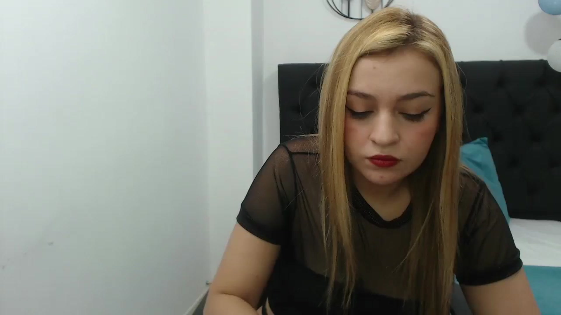 Gallery image thumbnail from CamilleDucan's myfreecams stream on, 02/22/2024, 13:55 image 18 of 20
