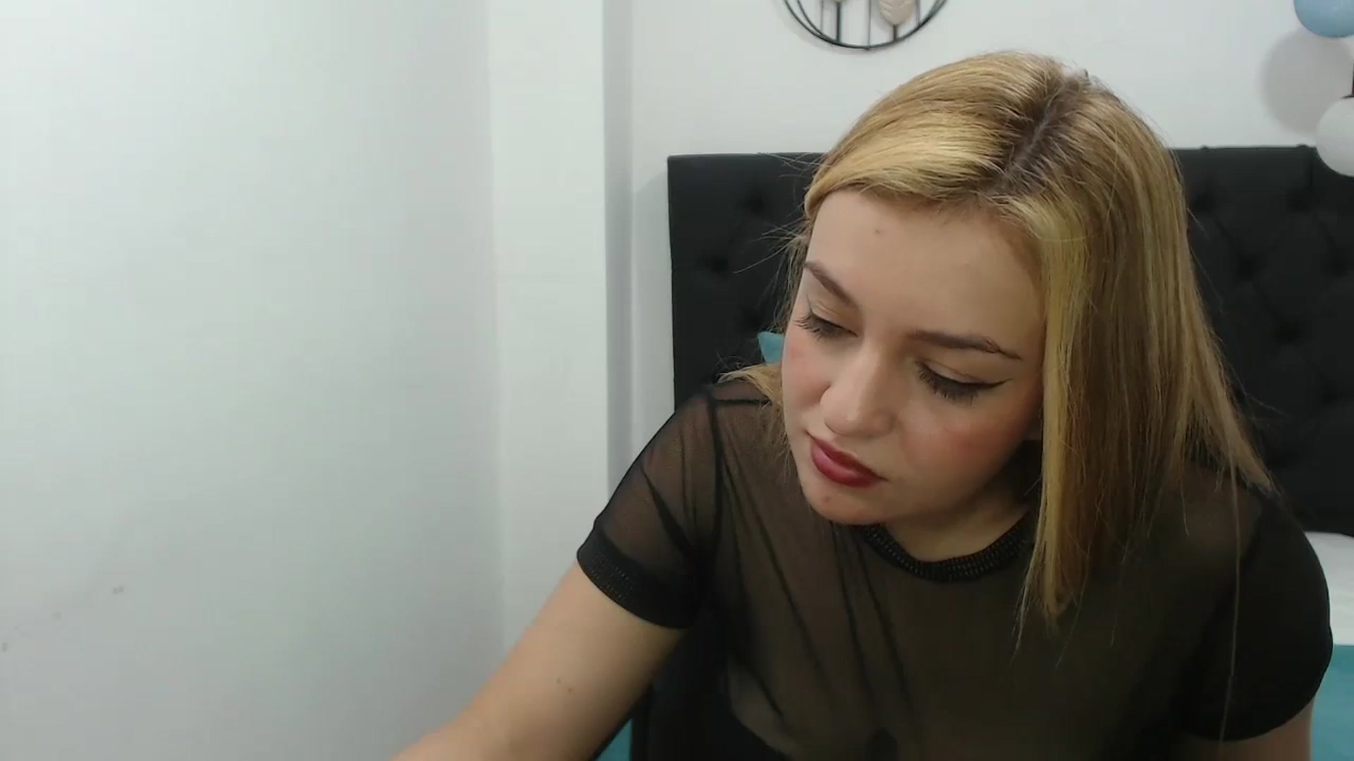 Gallery image thumbnail from CamilleDucan's myfreecams stream on, 02/22/2024, 14:51 image 5 of 20