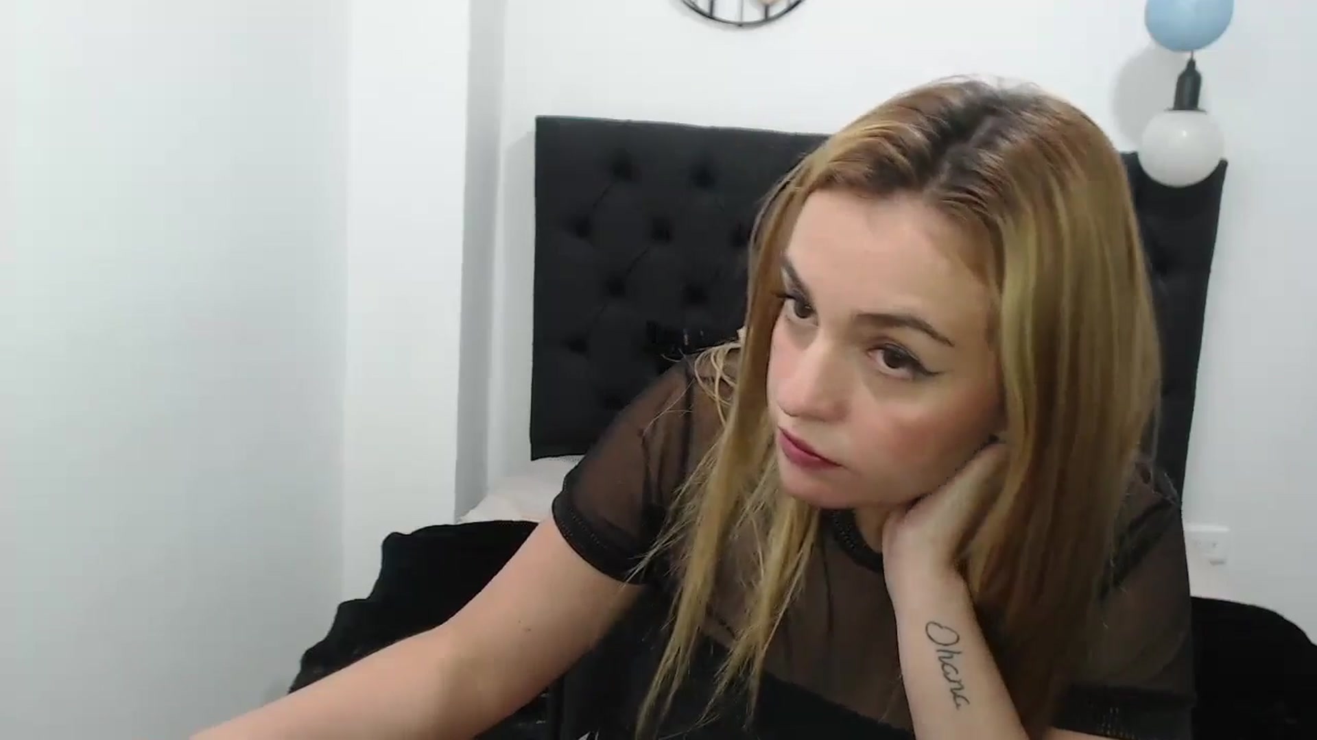 Gallery image thumbnail from CamilleDucan's myfreecams stream on, 04/25/2024, 18:03 image 9 of 20