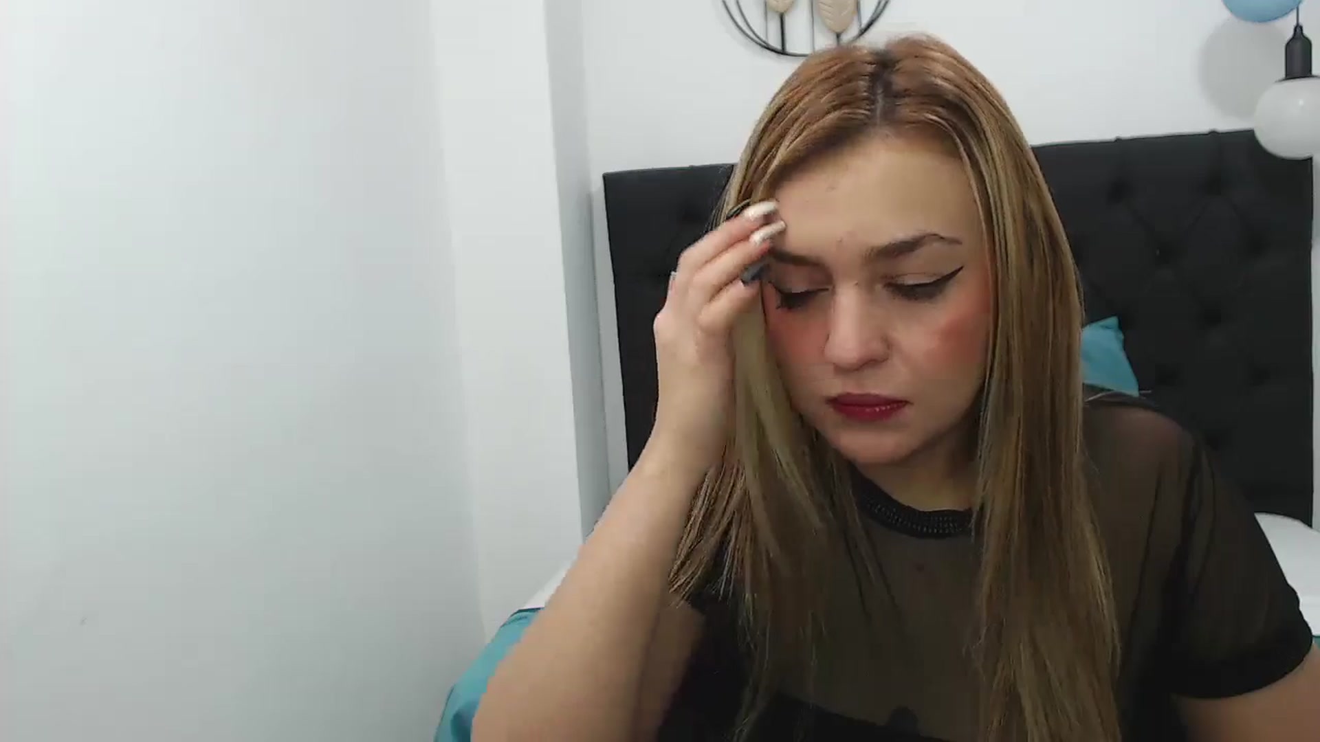 Gallery image thumbnail from CamilleDucan's myfreecams stream on, 05/18/2024, 13:54 image 13 of 20