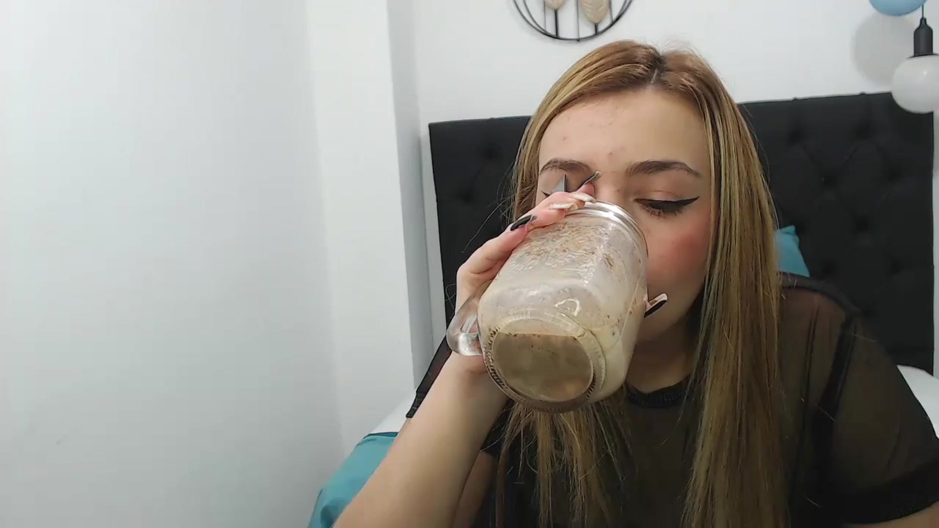 Gallery image thumbnail from CamilleDucan's myfreecams stream on, 05/18/2024, 13:54 image 16 of 20