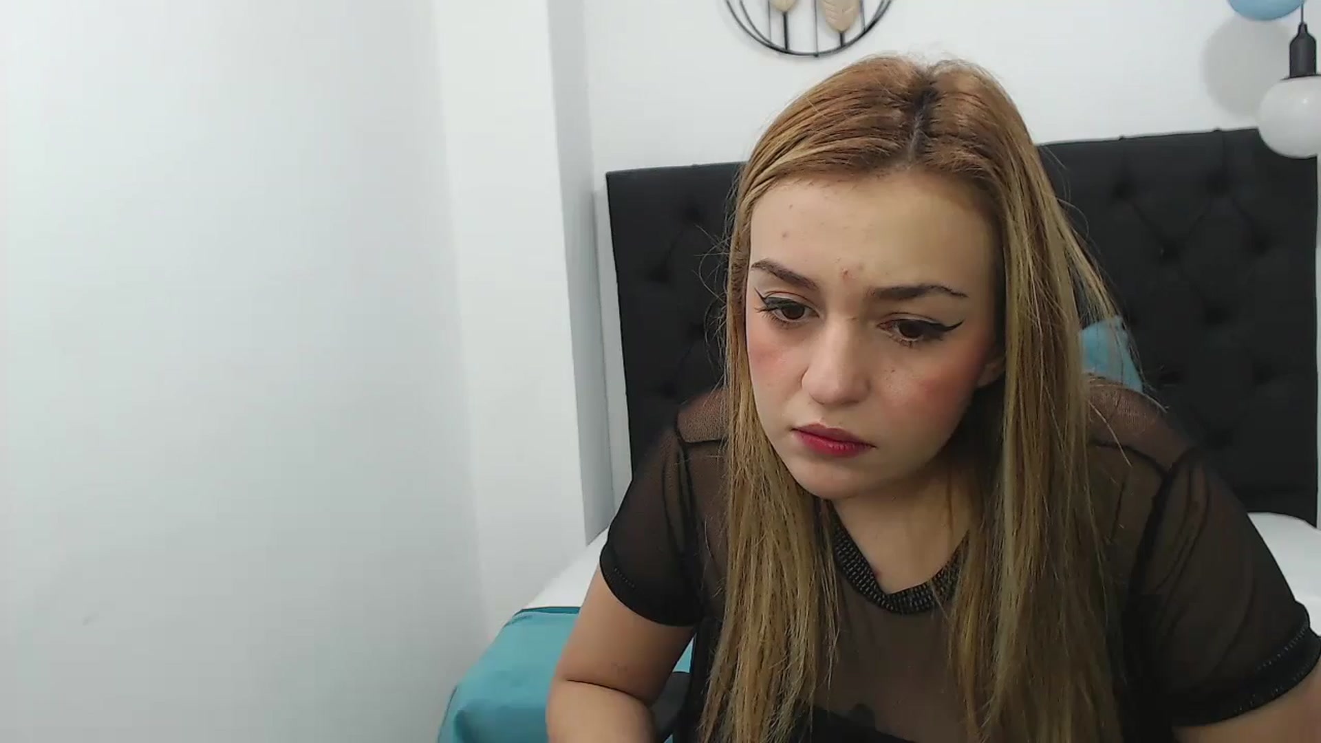 Gallery image thumbnail from CamilleDucan's myfreecams stream on, 05/18/2024, 14:27 image 10 of 20