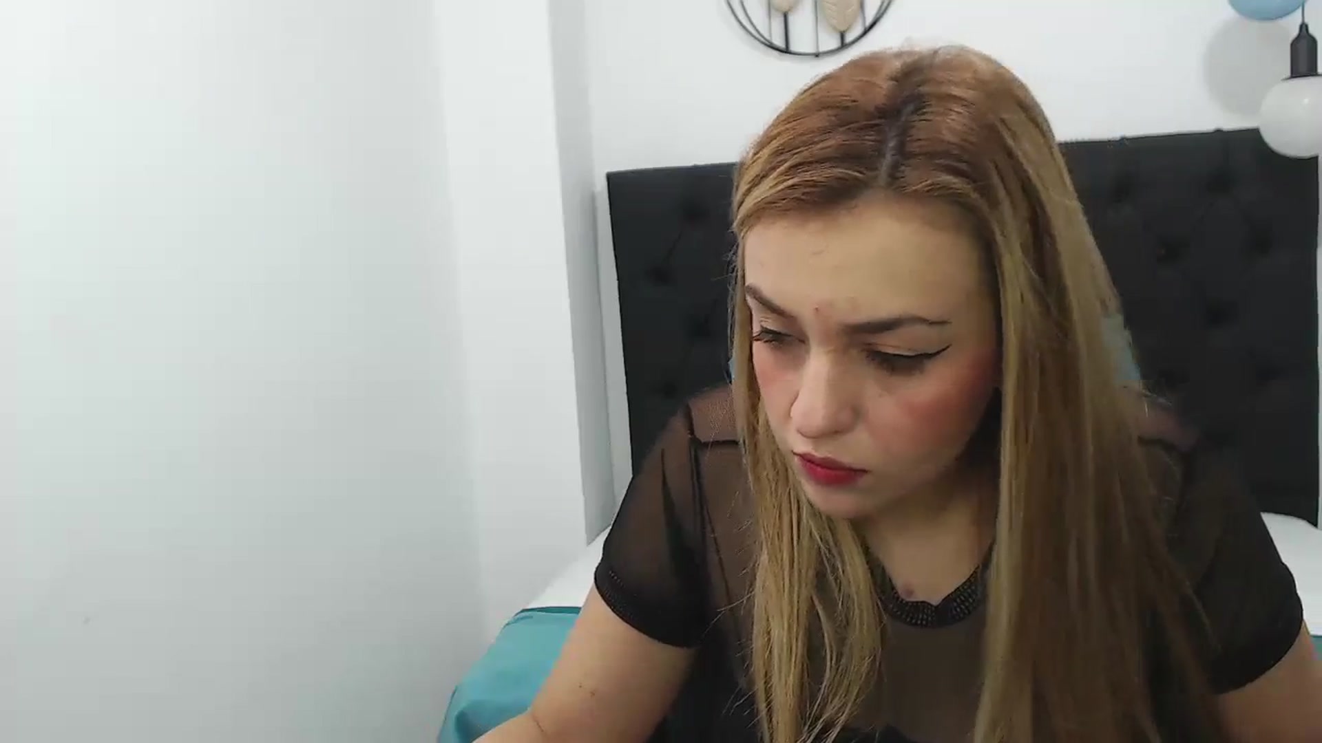 Gallery image thumbnail from CamilleDucan's myfreecams stream on, 05/18/2024, 14:27 image 5 of 20