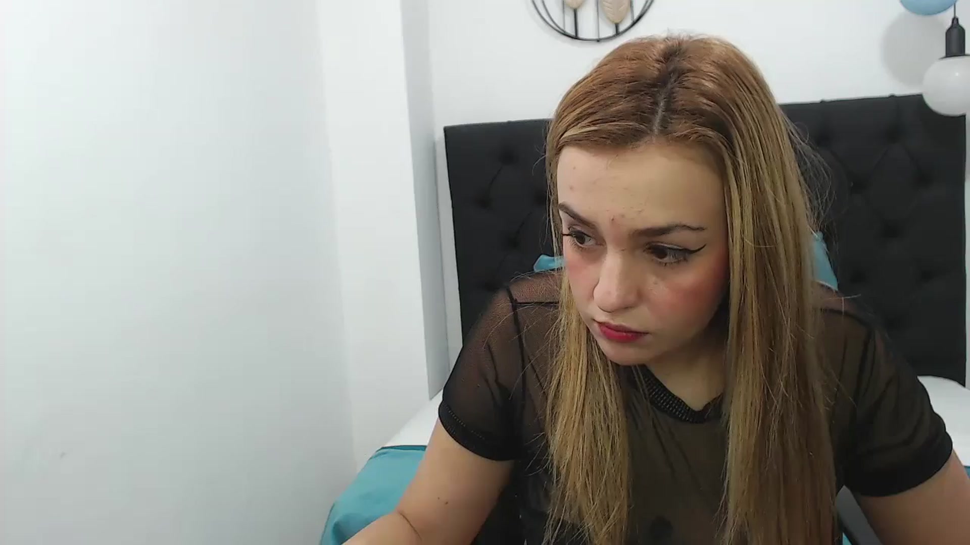 Gallery image thumbnail from CamilleDucan's myfreecams stream on, 05/18/2024, 15:24 image 1 of 20
