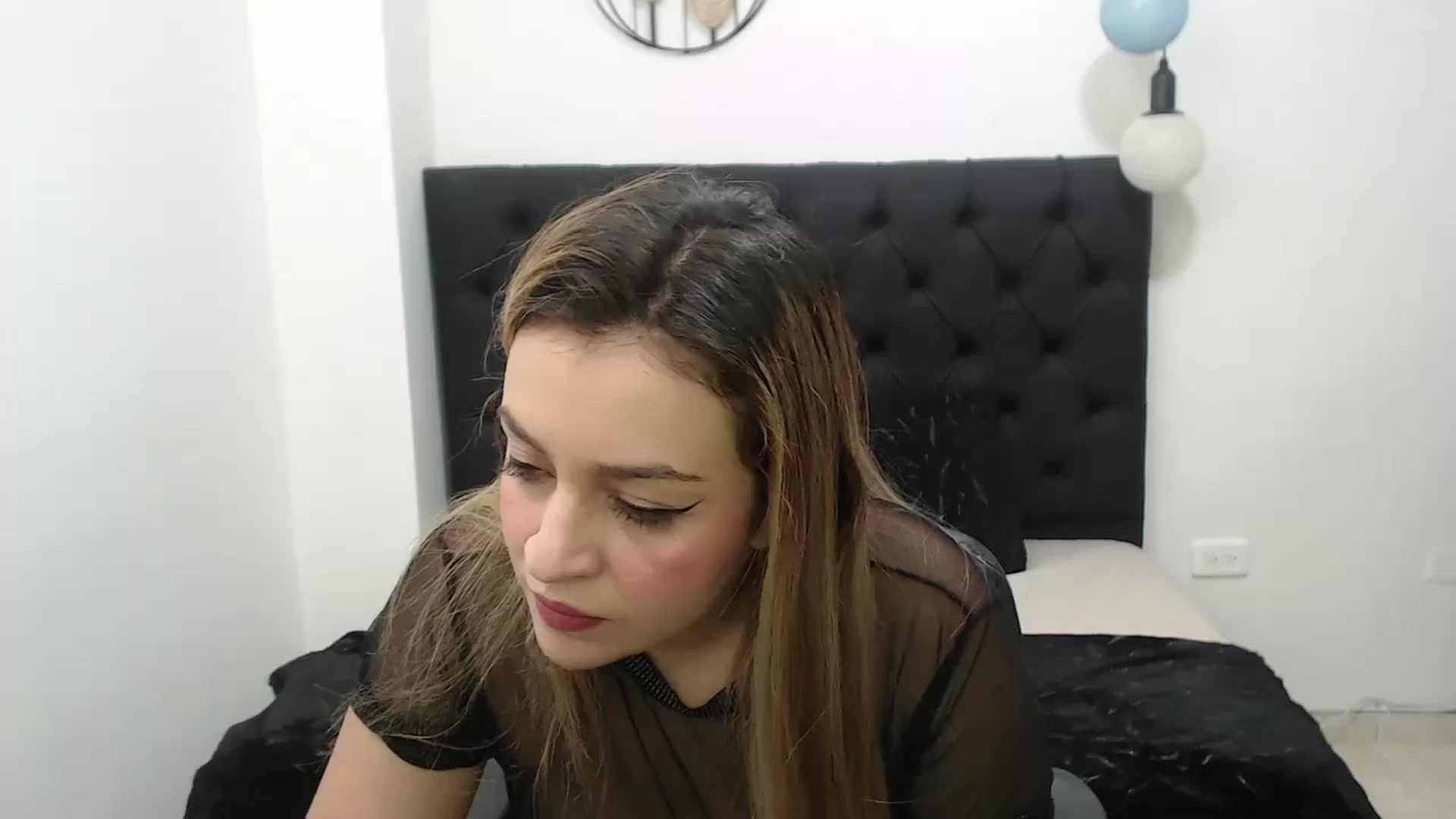 Gallery image thumbnail from CamilleDucan's myfreecams stream on, 09/27/2024, 13:40 image 11 of 20