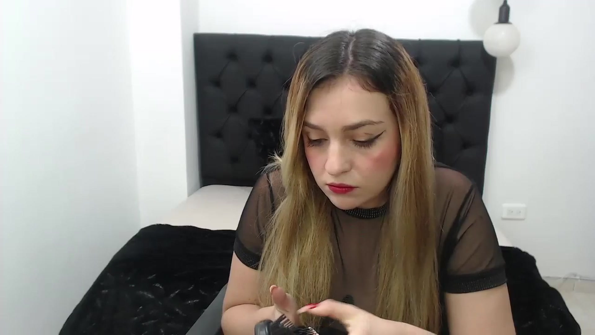 Gallery image thumbnail from CamilleDucan's myfreecams stream on, 10/10/2024, 15:21 image 6 of 20
