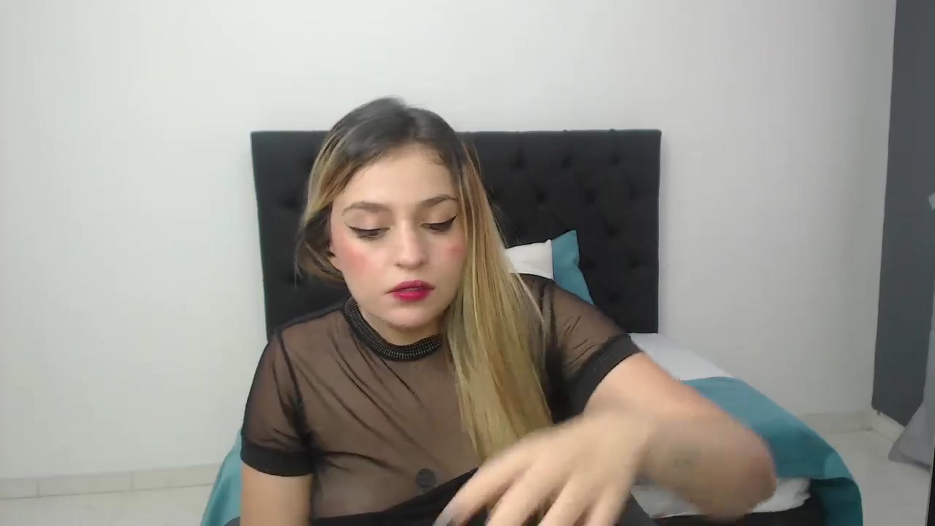 Gallery image thumbnail from CamilleDucan's myfreecams stream on, 11/05/2024, 15:10 image 18 of 20