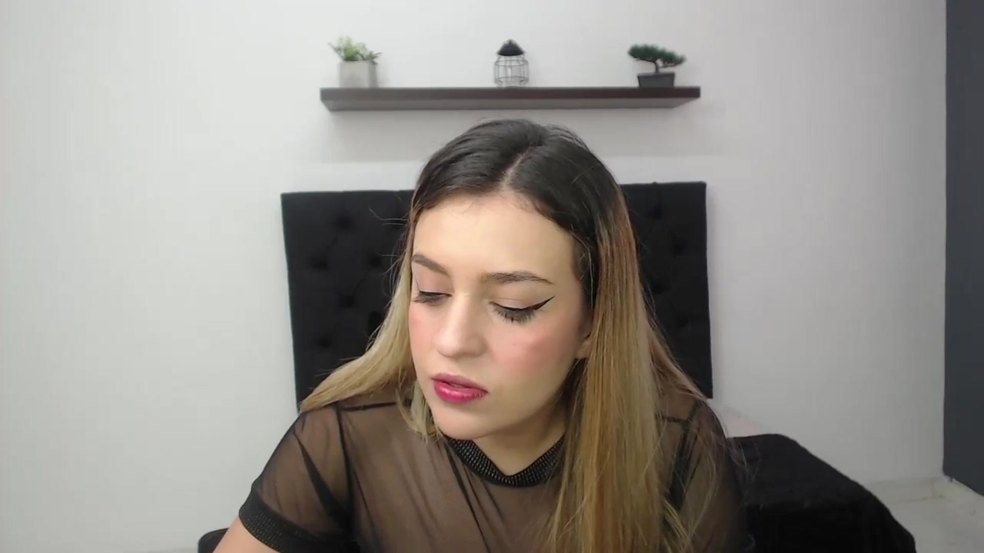Gallery image thumbnail from CamilleDucan's myfreecams stream on, 11/15/2024, 13:47 image 20 of 20