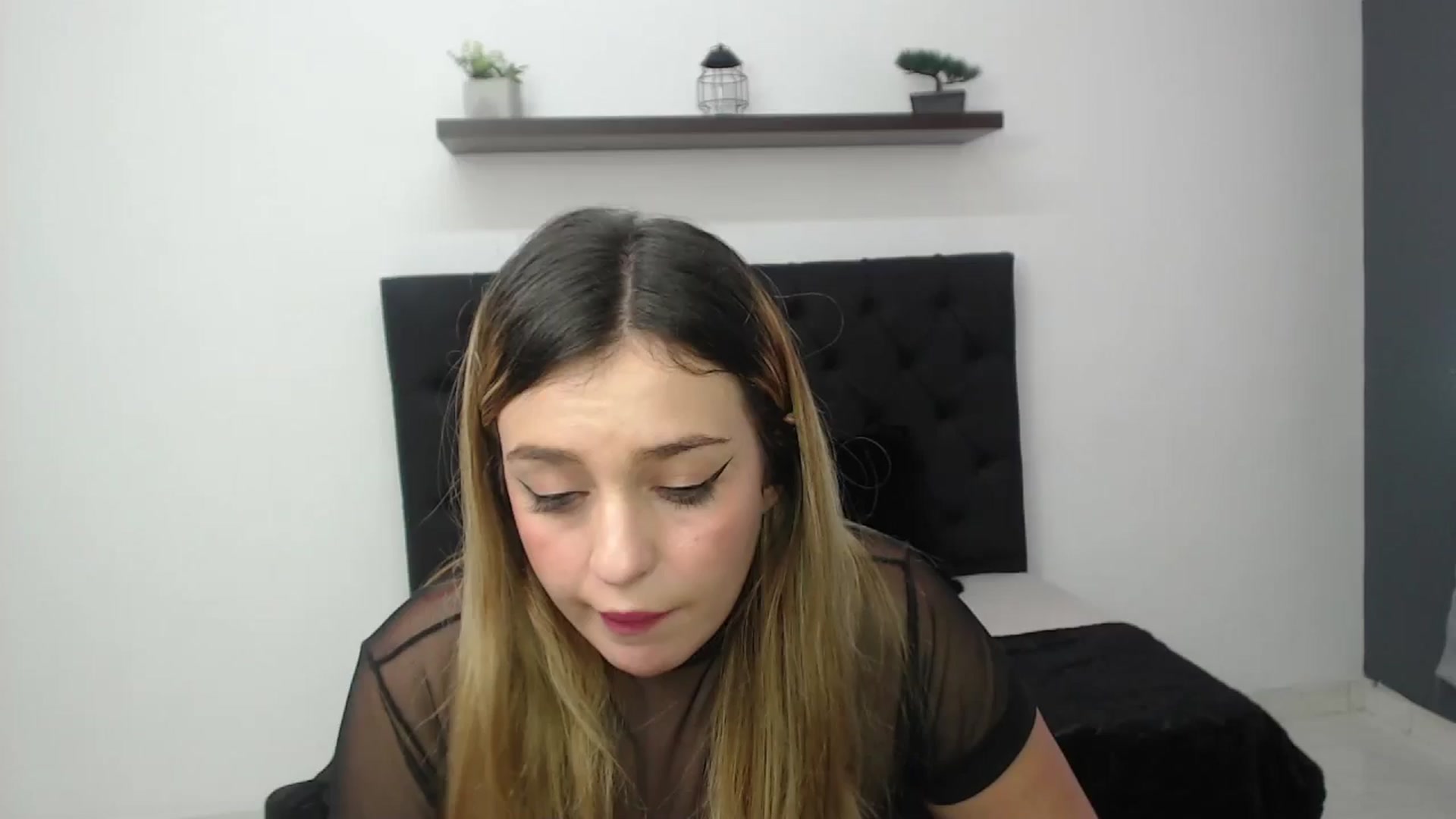 Gallery image thumbnail from CamilleDucan's myfreecams stream on, 11/15/2024, 17:27 image 1 of 20