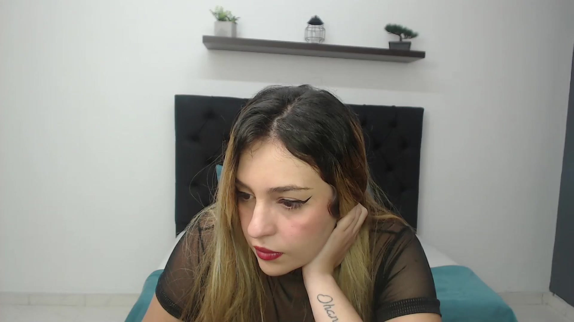 Gallery image thumbnail from CamilleDucan's myfreecams stream on, 11/21/2024, 14:44 image 16 of 20