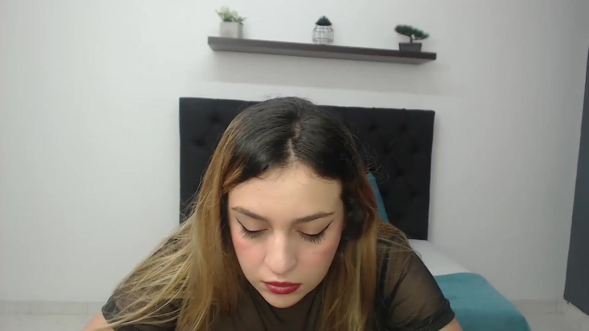 Gallery image thumbnail from CamilleDucan's myfreecams stream on, 11/21/2024, 14:44 image 13 of 20