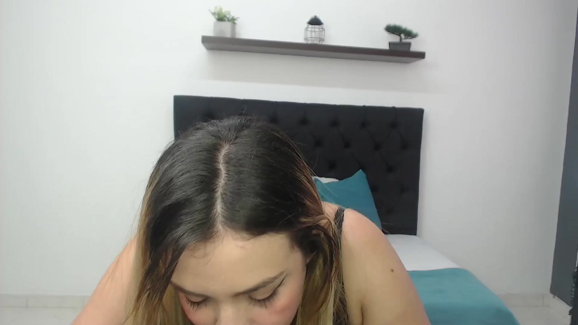 Gallery image thumbnail from CamilleDucan's myfreecams stream on, 11/22/2024, 16:43 image 8 of 20