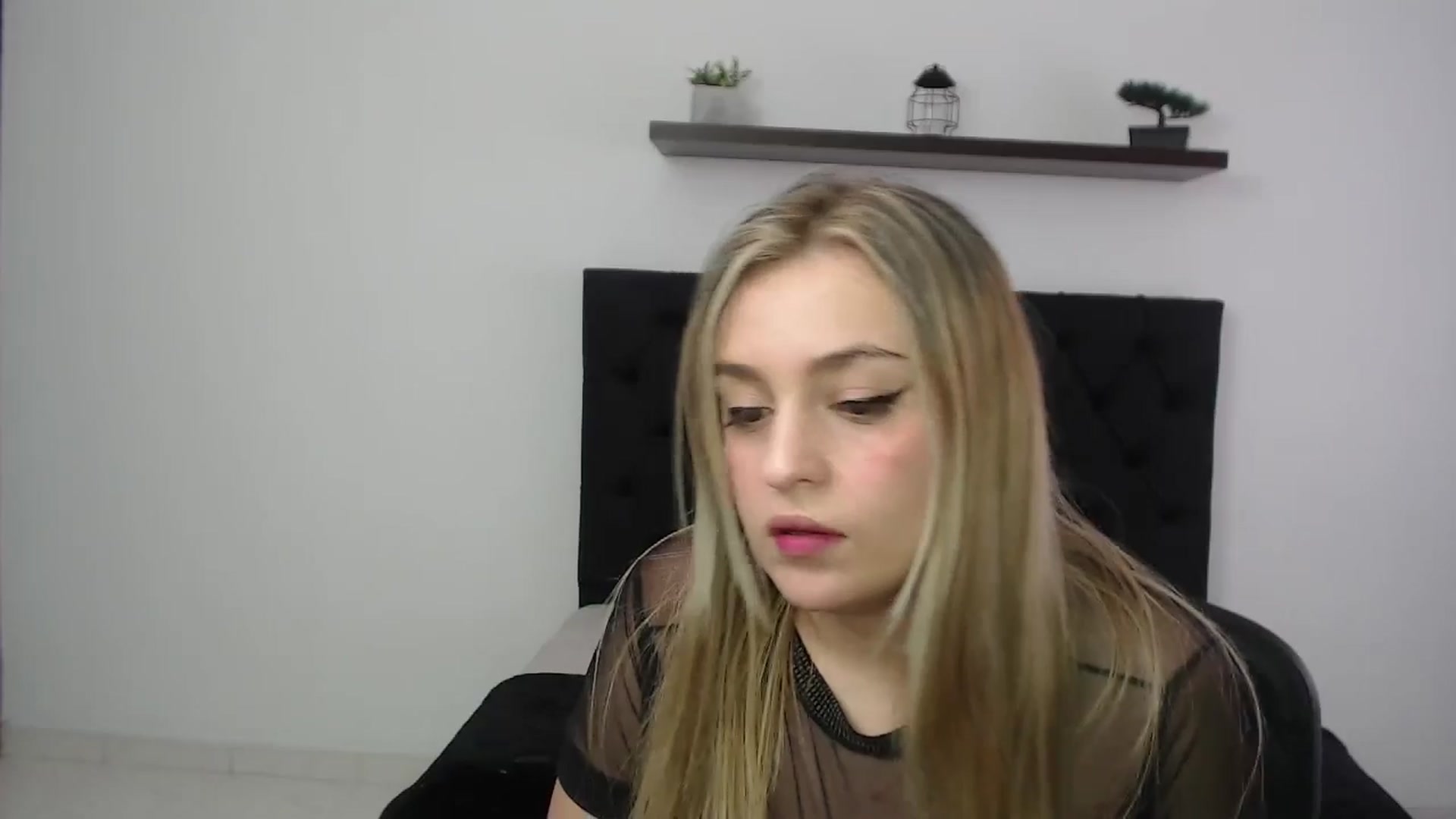 Gallery image thumbnail from CamilleDucan's myfreecams stream on, 11/30/2024, 15:18 image 20 of 20