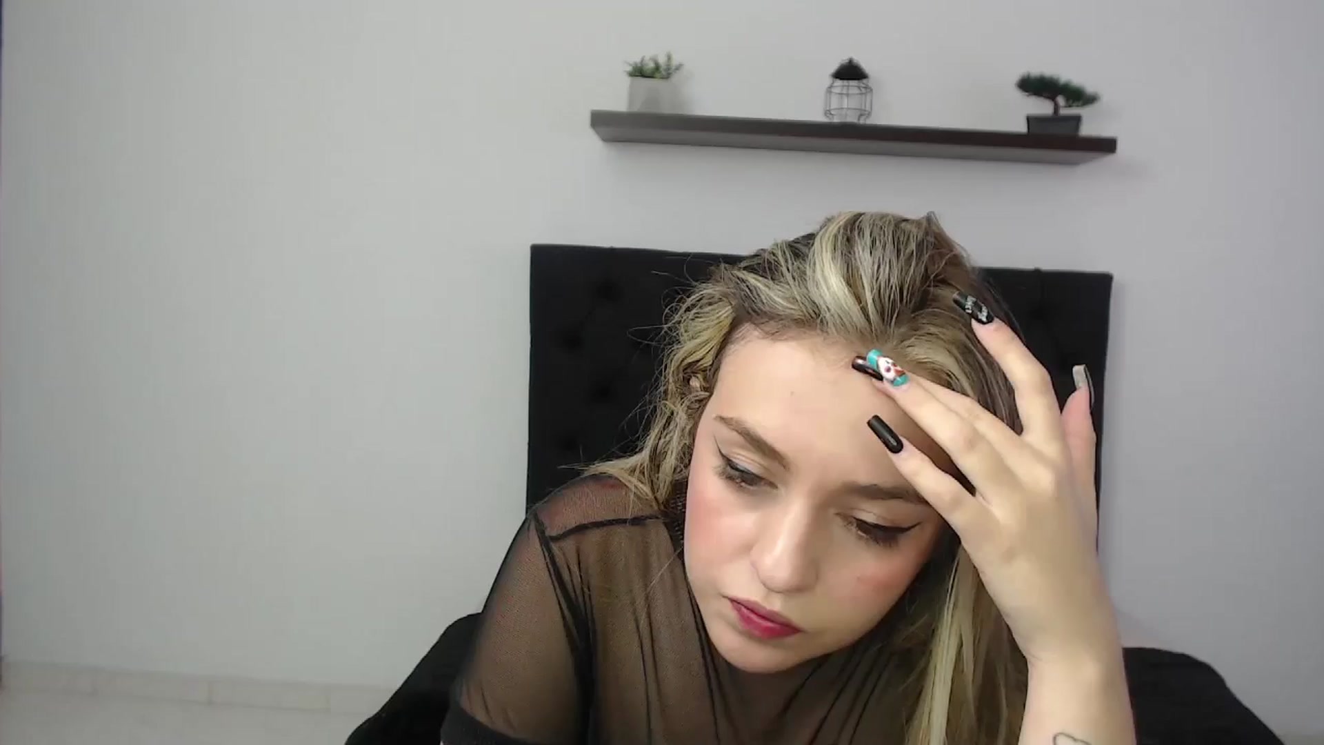 Gallery image thumbnail from CamilleDucan's myfreecams stream on, 11/30/2024, 15:53 image 4 of 20