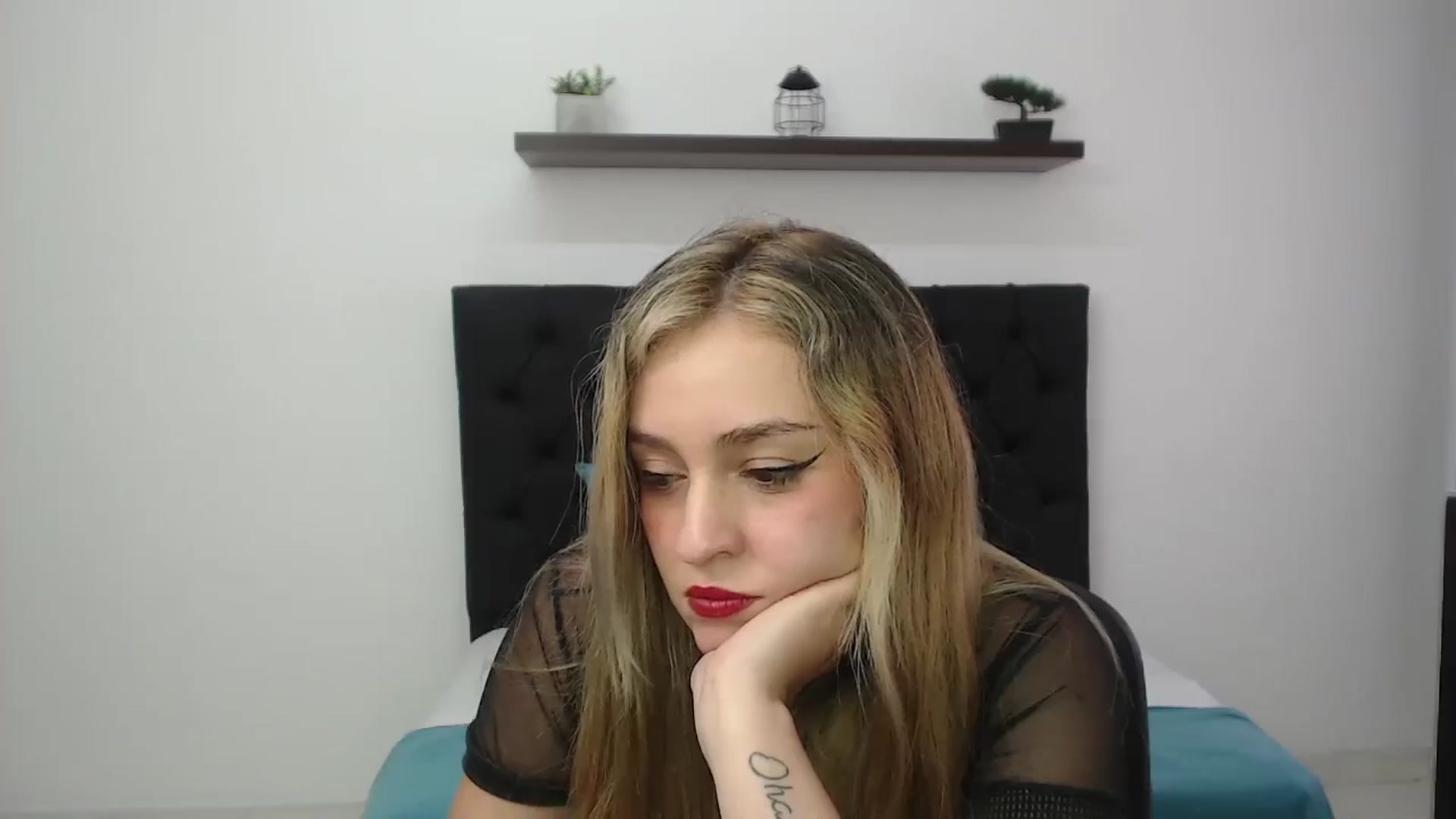 Gallery image thumbnail from CamilleDucan's myfreecams stream on, 12/05/2024, 15:15 image 20 of 20