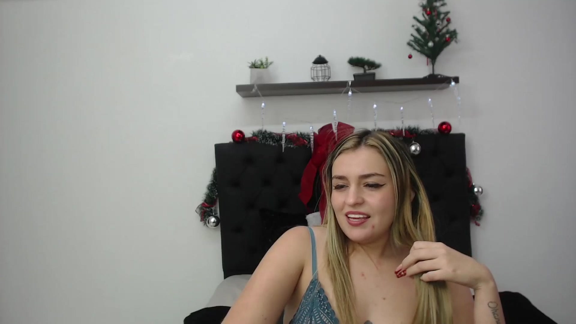 Gallery image thumbnail from CamilleDucan's myfreecams stream on, 12/26/2024, 18:43 image 2 of 20