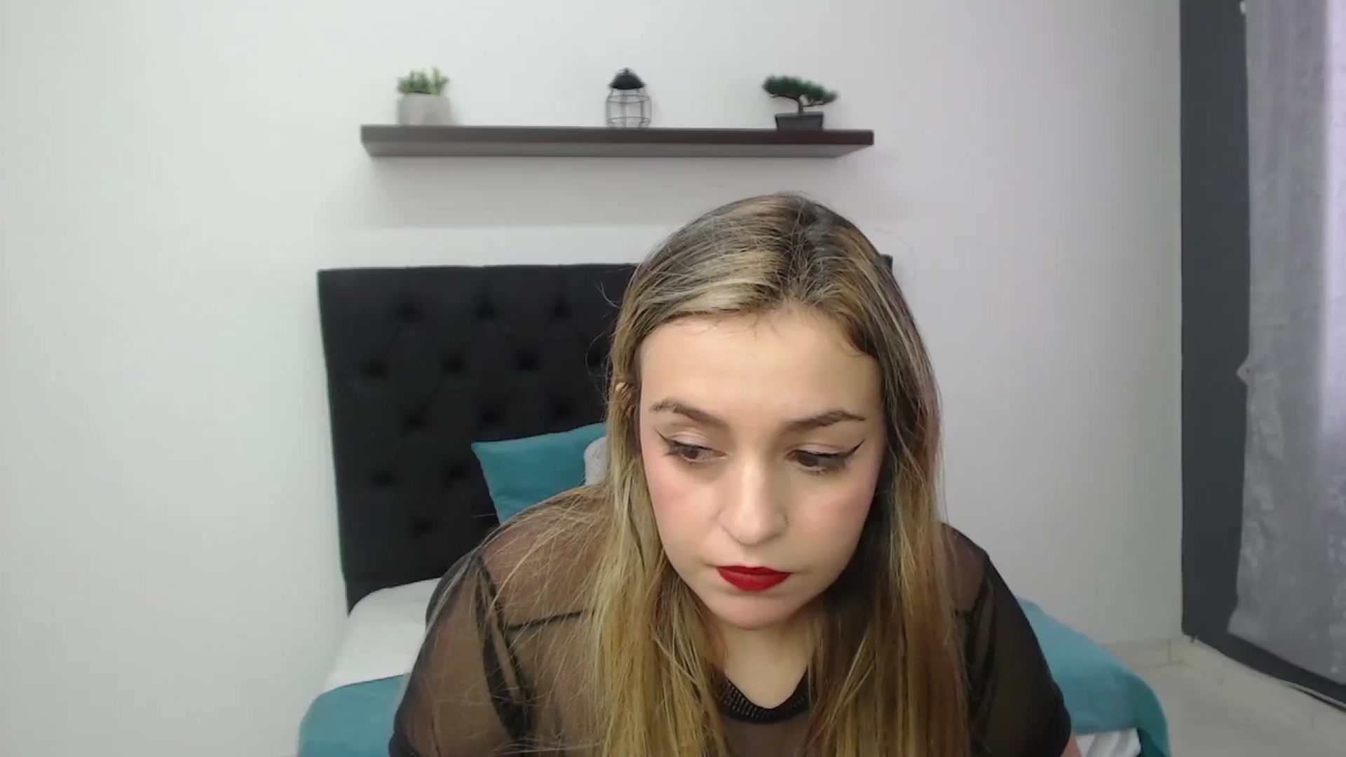 Gallery image thumbnail from CamilleDucan's myfreecams stream on, 01/09/2025, 16:33 image 4 of 20