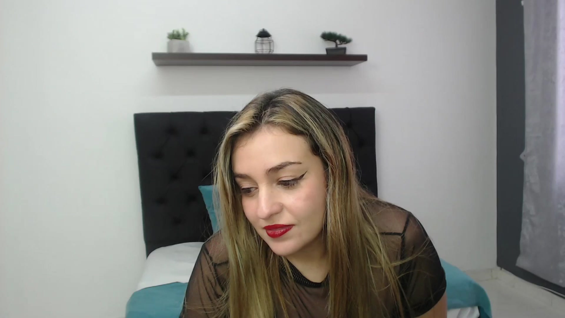 Gallery image thumbnail from CamilleDucan's myfreecams stream on, 01/09/2025, 16:33 image 20 of 20