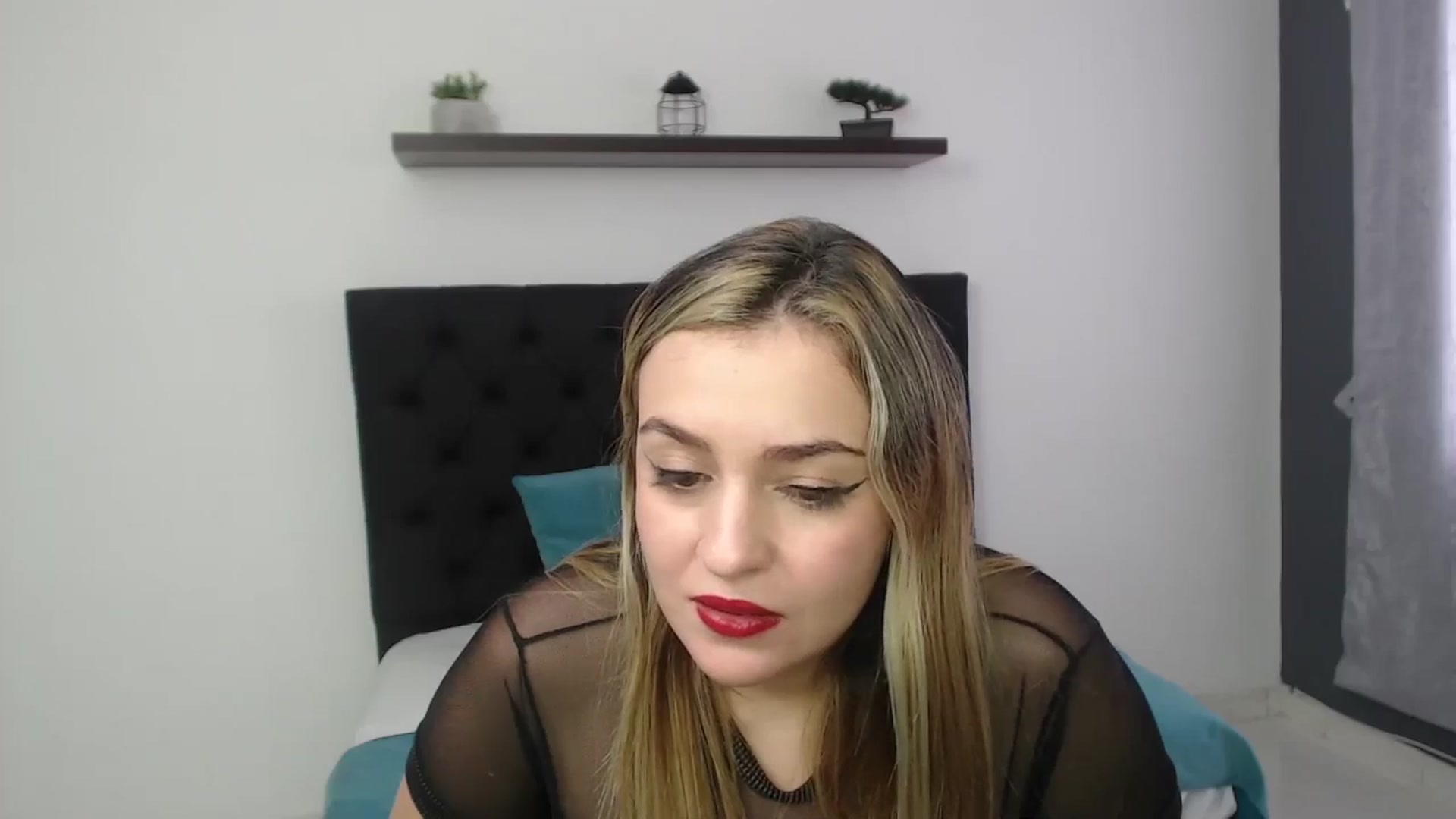 Gallery image thumbnail from CamilleDucan's myfreecams stream on, 01/09/2025, 18:47 image 5 of 20