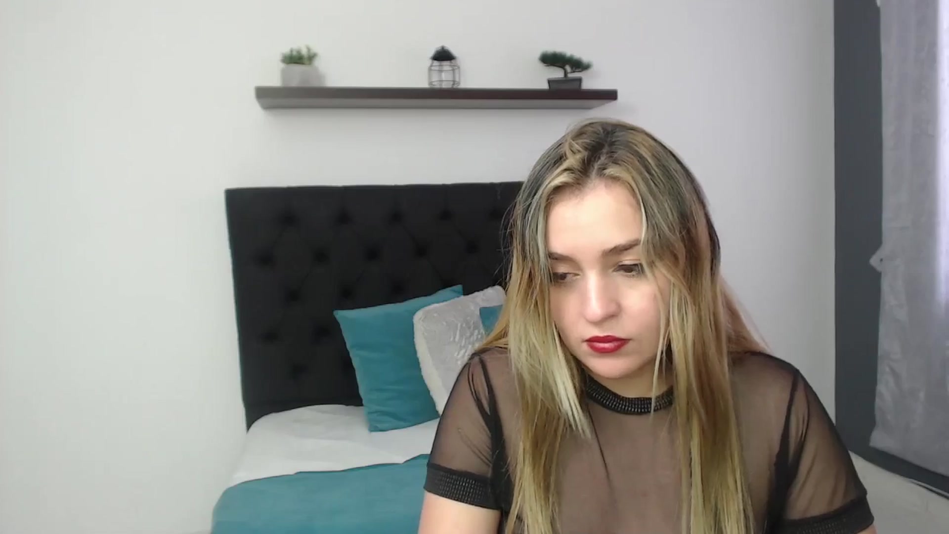Gallery image thumbnail from CamilleDucan's myfreecams stream on, 01/09/2025, 18:47 image 20 of 20
