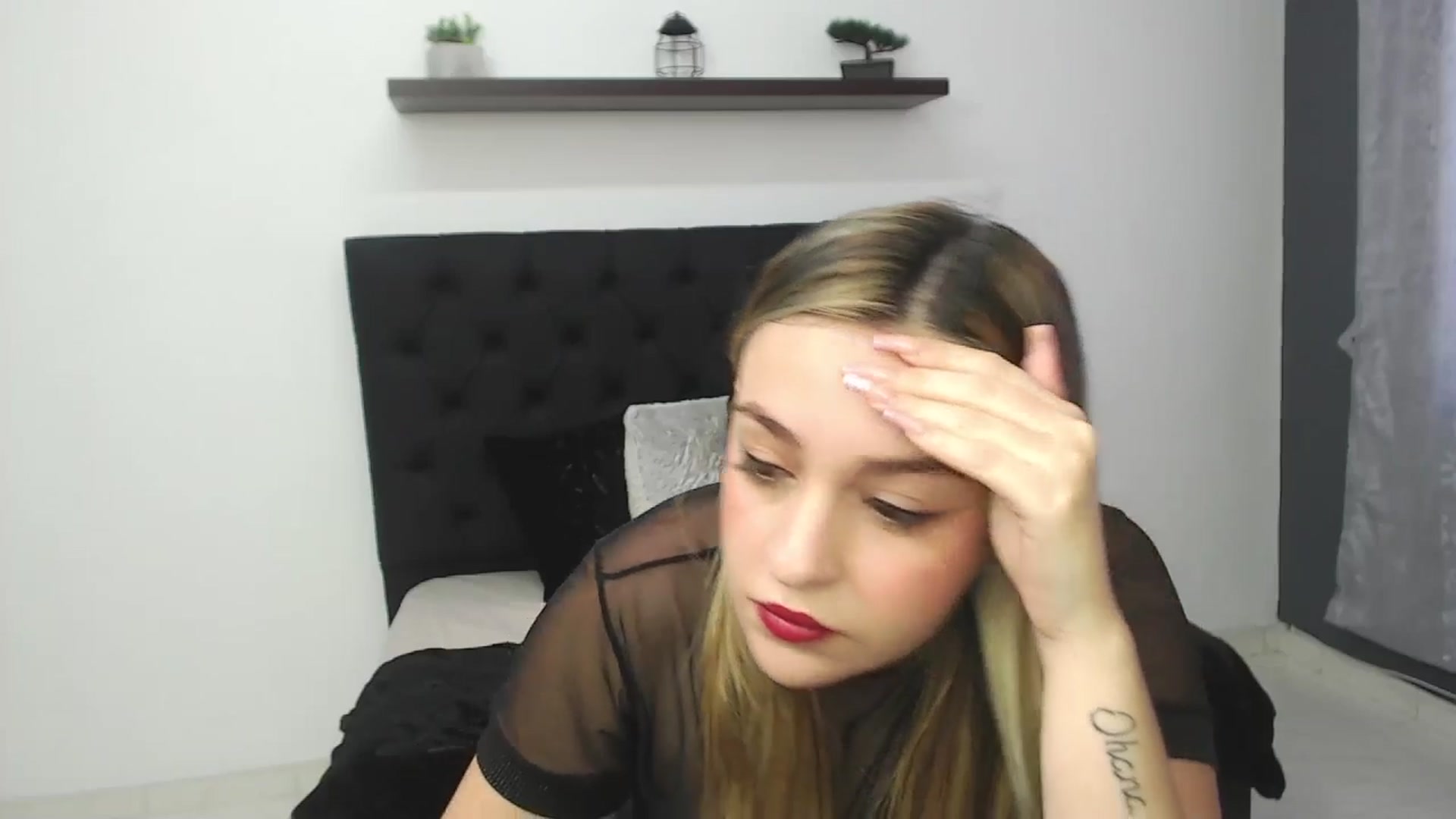 Gallery image thumbnail from CamilleDucan's myfreecams stream on, 01/15/2025, 14:44 image 20 of 20