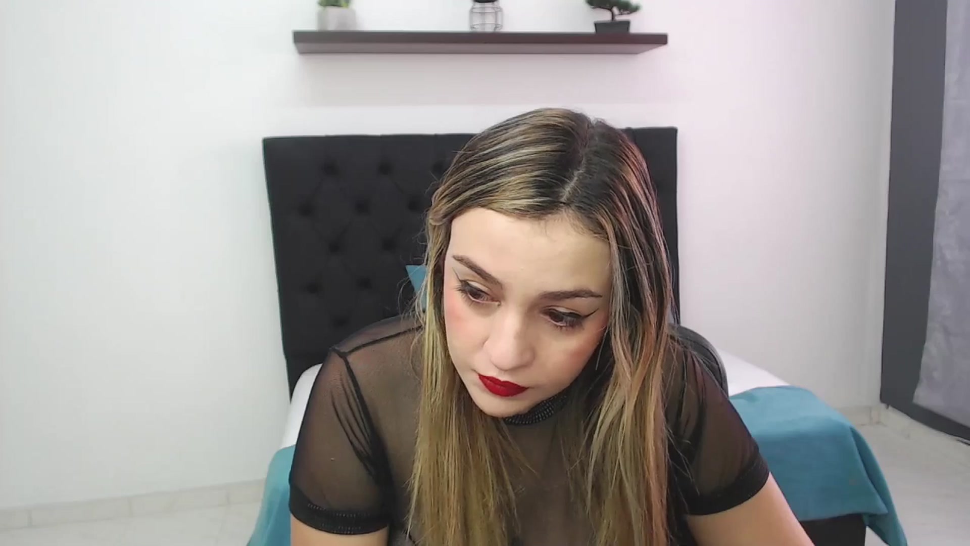 Gallery image thumbnail from CamilleDucan's myfreecams stream on, 01/25/2025, 13:44 image 8 of 20