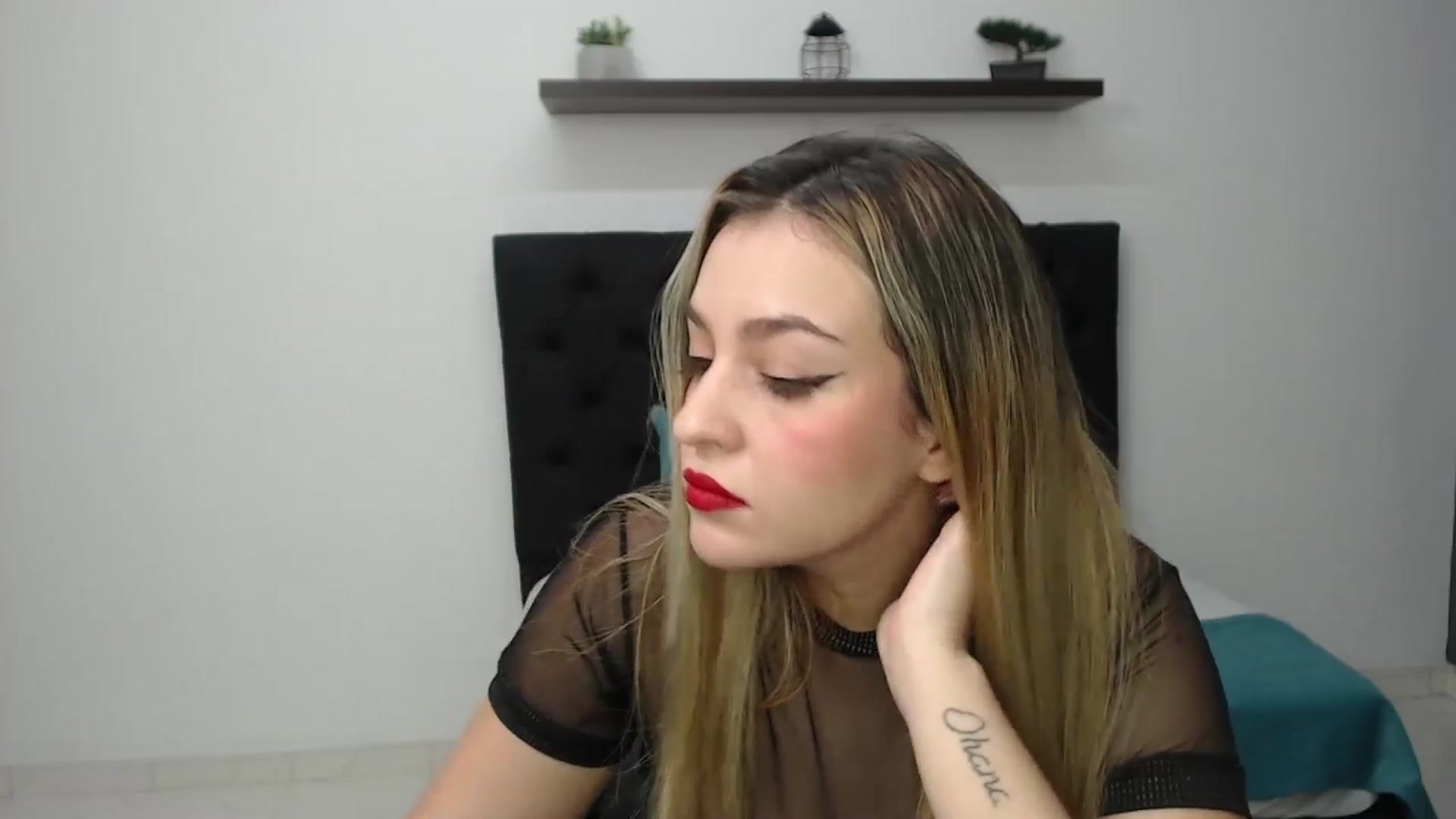 Gallery image thumbnail from CamilleDucan's myfreecams stream on, 02/11/2025, 13:23 image 12 of 20