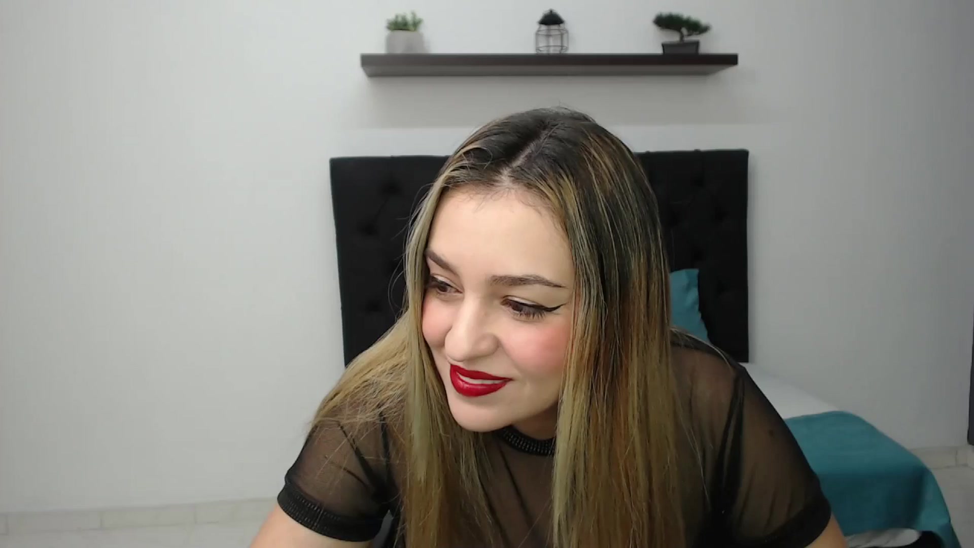 Gallery image thumbnail from CamilleDucan's myfreecams stream on, 02/11/2025, 13:23 image 1 of 20