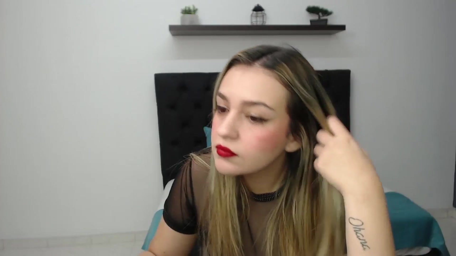 Gallery image thumbnail from CamilleDucan's myfreecams stream on, 02/11/2025, 13:23 image 13 of 20
