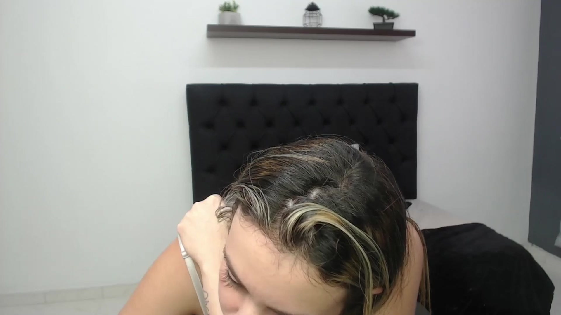 Gallery image thumbnail from CamilleDucan's myfreecams stream on, 02/21/2025, 18:49 image 11 of 20