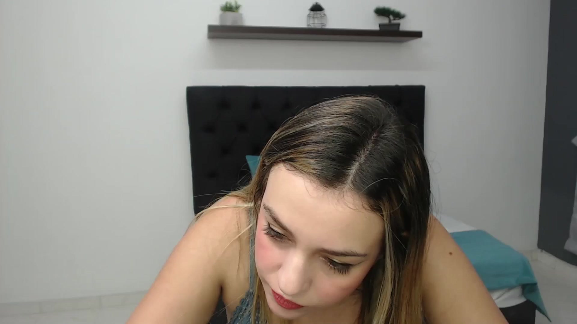 Gallery image thumbnail from CamilleDucan's myfreecams stream on, 02/24/2025, 14:47 image 1 of 20