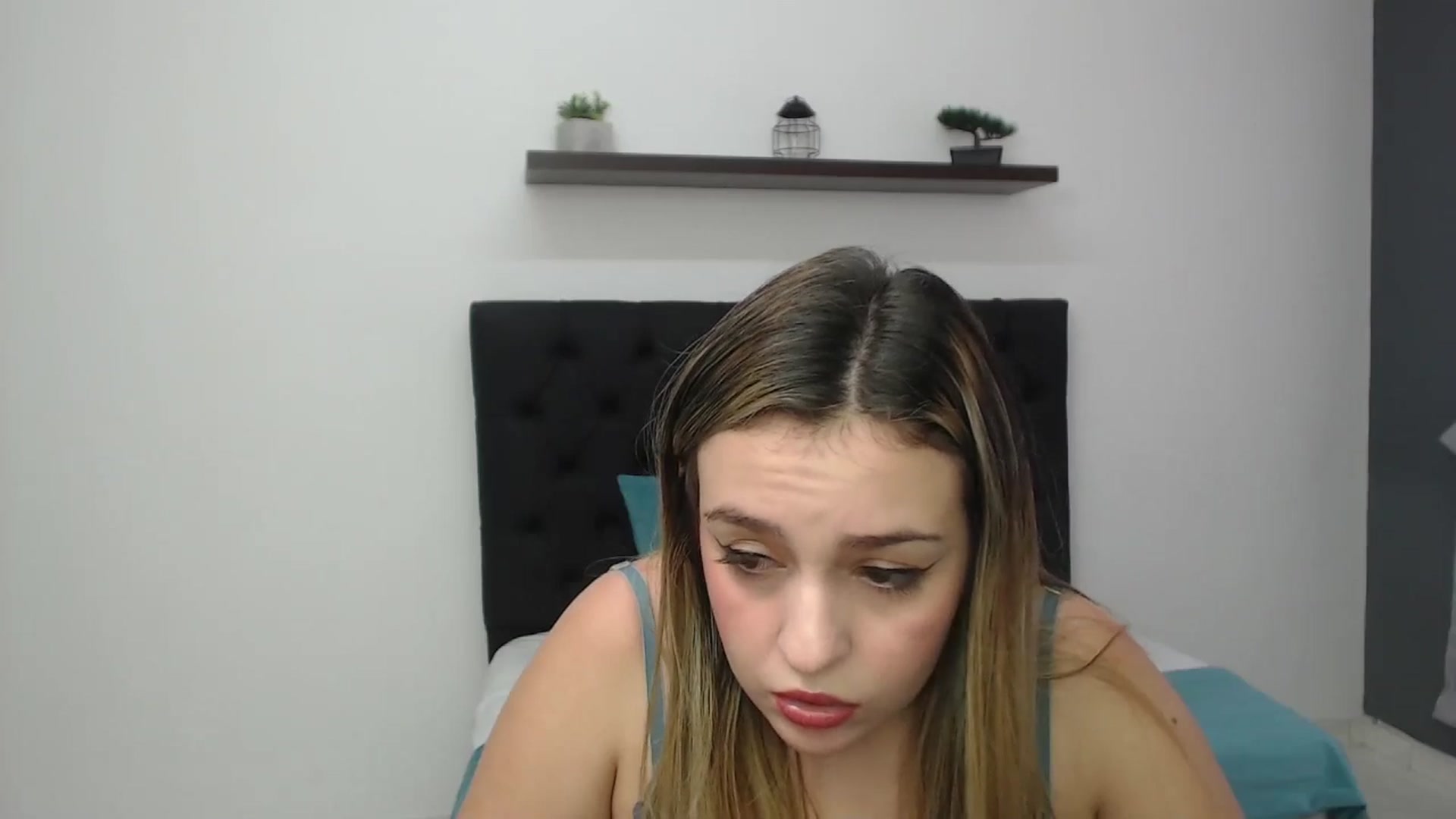 Gallery image thumbnail from CamilleDucan's myfreecams stream on, 02/24/2025, 16:15 image 9 of 20