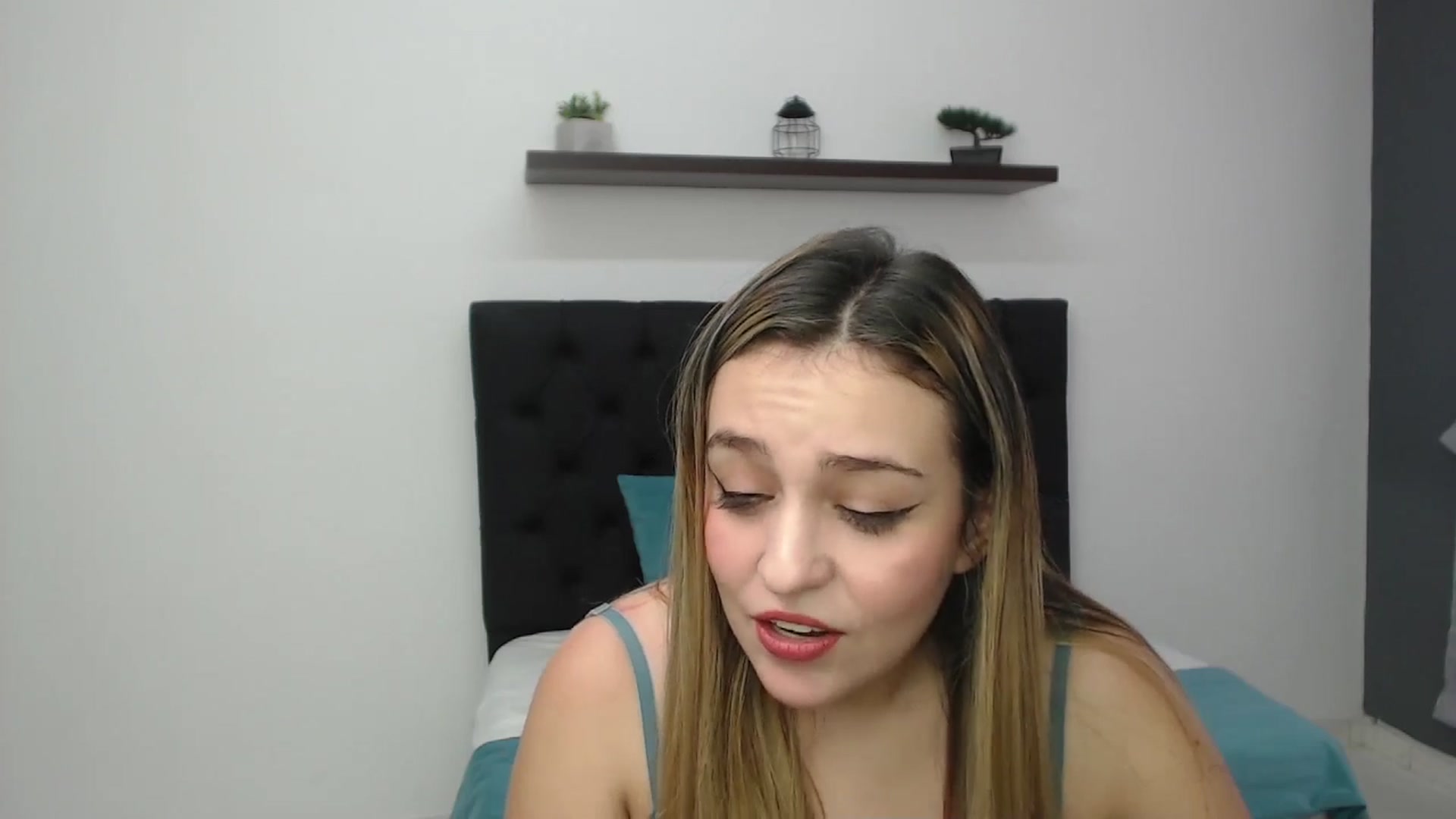 Gallery image thumbnail from CamilleDucan's myfreecams stream on, 02/24/2025, 16:15 image 5 of 20