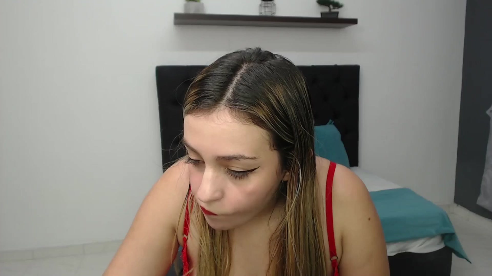 Gallery image thumbnail from CamilleDucan's myfreecams stream on, 02/26/2025, 15:36 image 11 of 20
