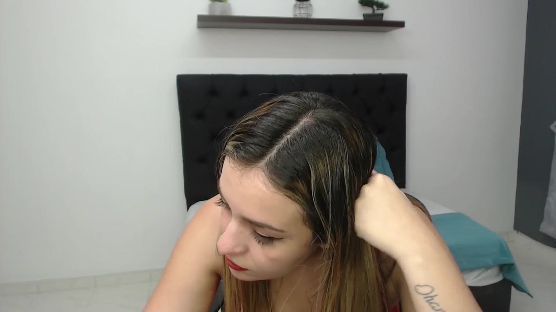 Gallery image thumbnail from CamilleDucan's myfreecams stream on, 02/26/2025, 18:33 image 16 of 20