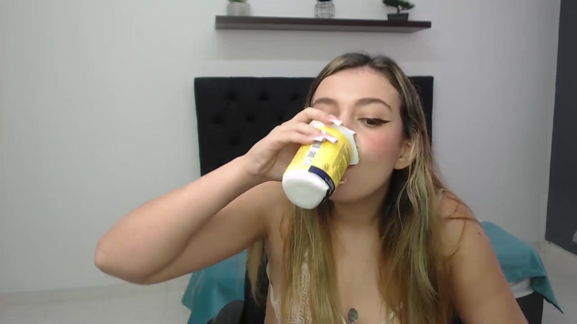 Gallery image thumbnail from CamilleDucan's myfreecams stream on, 02/27/2025, 15:42 image 6 of 20
