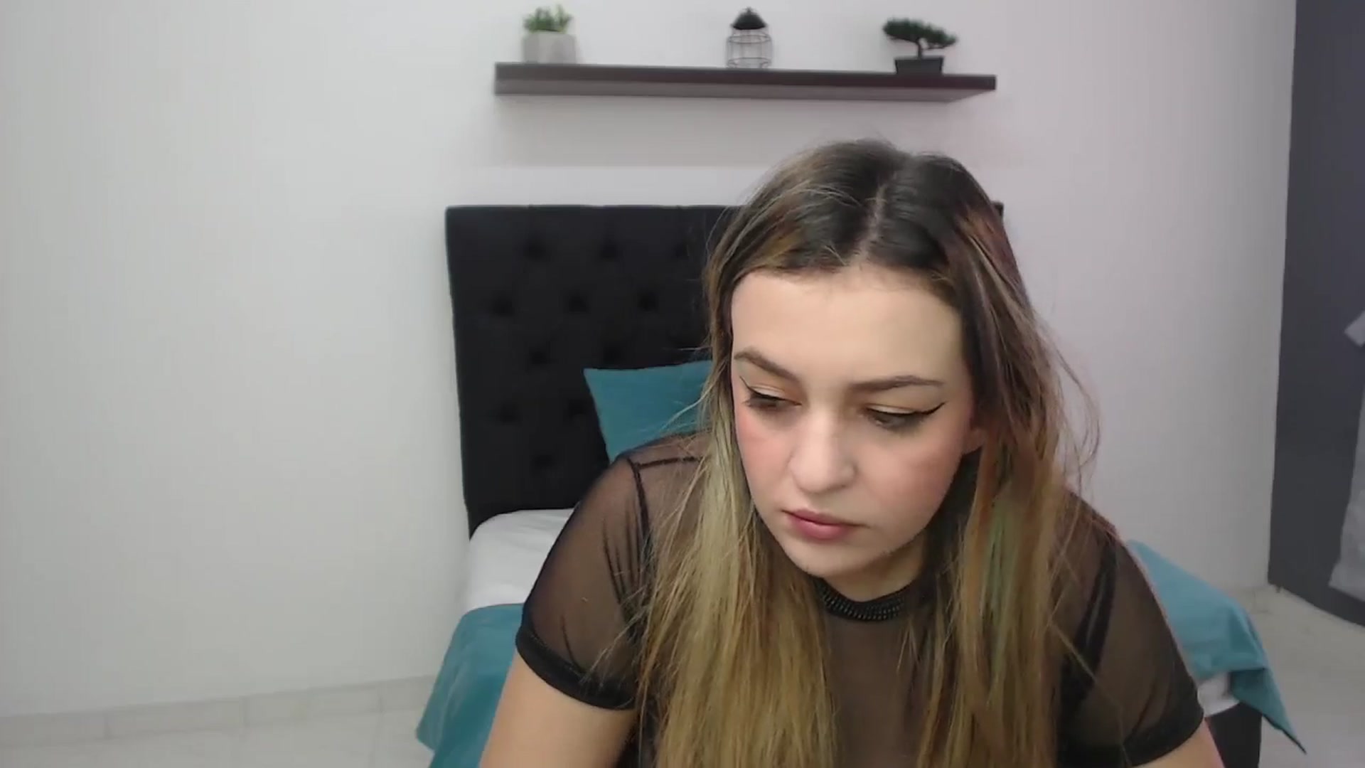Gallery image thumbnail from CamilleDucan's myfreecams stream on, 02/28/2025, 14:22 image 5 of 20